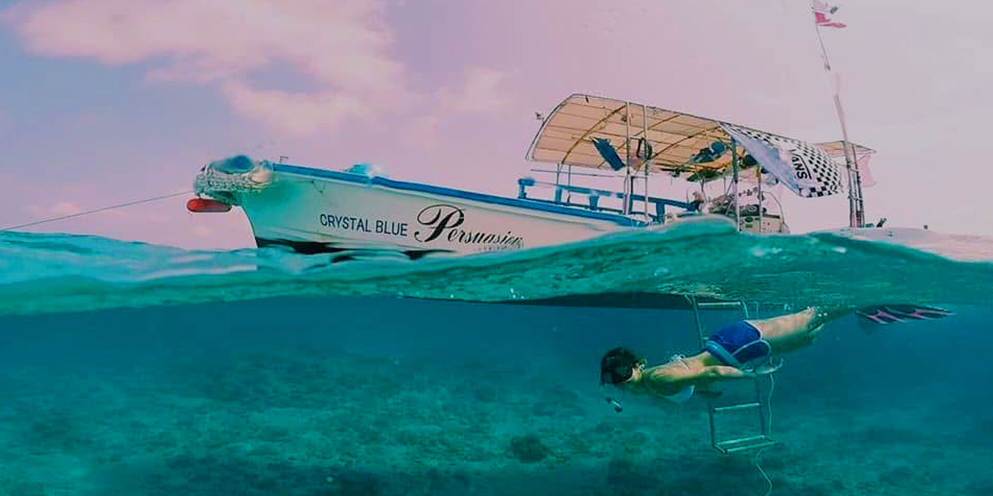 船でしか行けない無人島の海で 日常を忘れる冒険を ダイビング・シュノーケリングならCrystalBlueAdventures